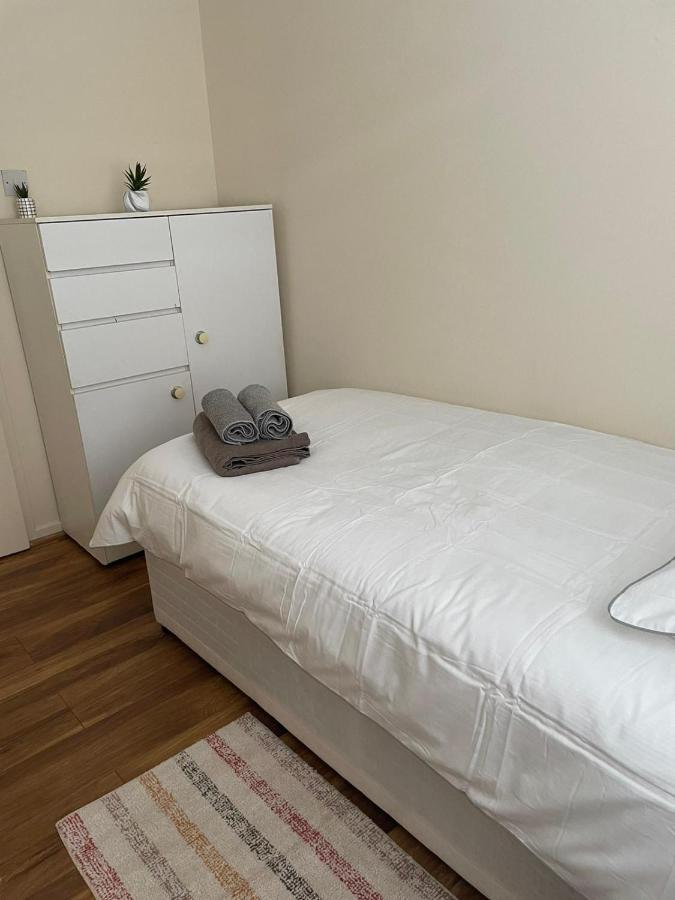Single And Doubles Rooms Close To Central Londyn Zewnętrze zdjęcie